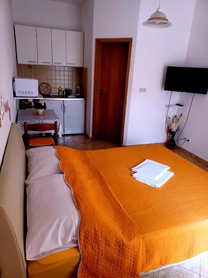Apartment Prskalo - Vodice Eksteriør billede